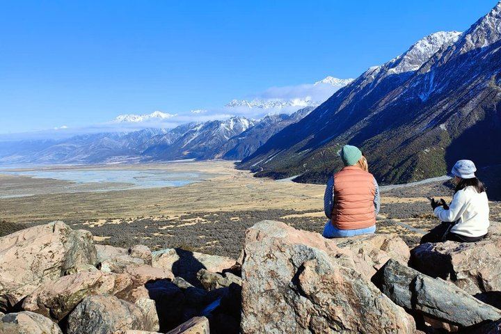 Mt Cook & Tasman Glacier lookout Small Group Tour from Queenstown - Photo 1 of 24